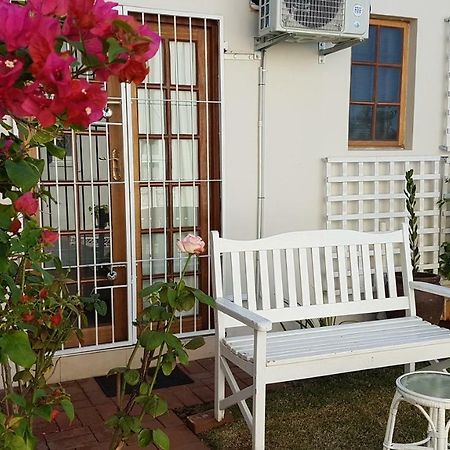 Innes Road Durban Accommodation 2 Bedroom Private Unit Экстерьер фото