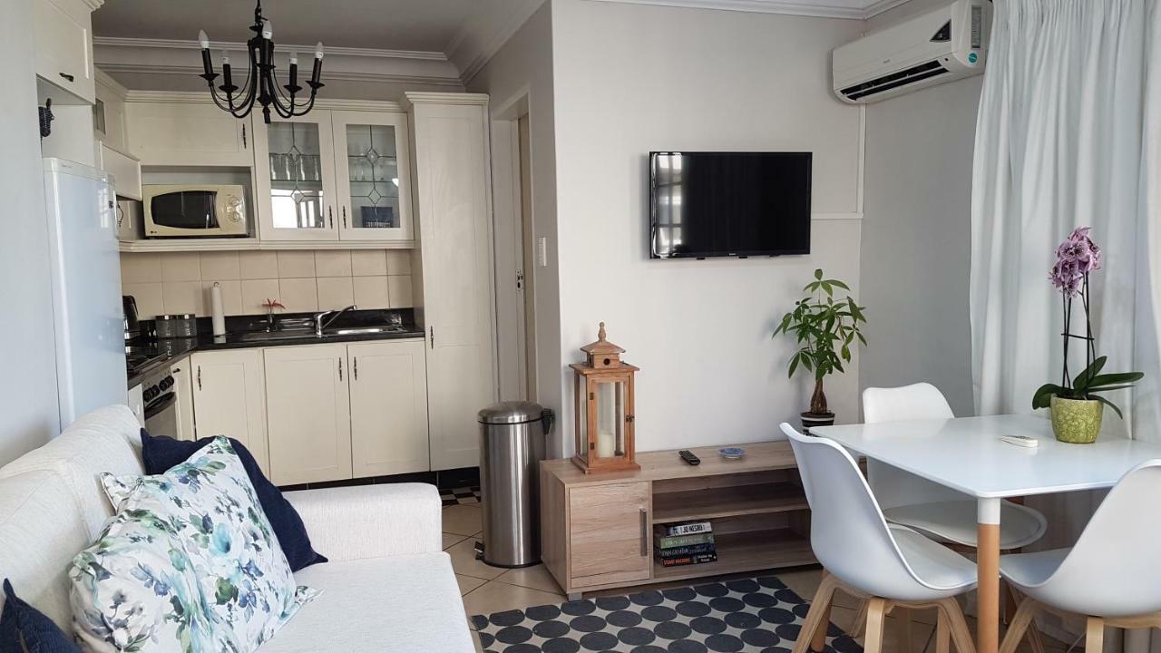 Innes Road Durban Accommodation 2 Bedroom Private Unit Экстерьер фото